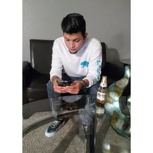 Meet your Posher, Ulises